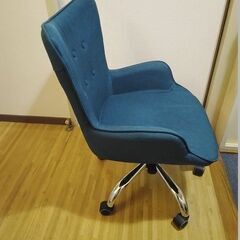LOWYA　ディスクチェア　ターコイズの画像