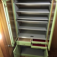 食器棚☆美品☆クレアグリーン☆H190×W84×D46cmの画像
