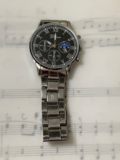 クラシックデザイン  Geneva メンズ腕時計 ローマ数字 メタルベルト ブラック文字盤