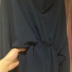 未使用品⭐︎ネイビーのペプラムトップスの画像