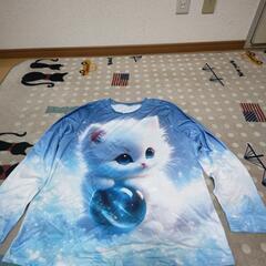 バラの柄の半袖・猫の柄の長袖２点セットの画像