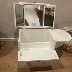 メイクボックスの画像