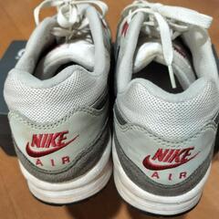 NIKE AIR スニカーの画像