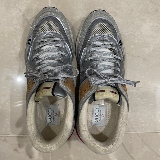 GUCCI グリッターシルバースニーカー