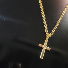 K18刻印入 クロス付 チェーンネックレス の画像