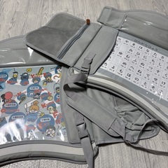 チャイルドデスク チャイルドシート テーブル 2個セット 車 ドライブ 旅行の画像