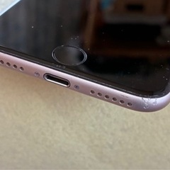 iPhone SE（第3世代）64GBの画像