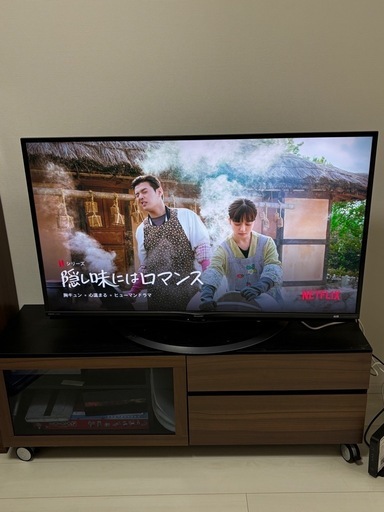 45インチ液晶カラーテレビ