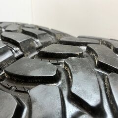 【走行短め】TOYO OPEN COUNTRY M/T LT285/70R17 117/113P 6PR 17インチ 夏タイヤ 4本 22年製 バリ溝 ラングラー FJクルーザー等(MTH885MS)クレジットカード QRコード決済可能の画像