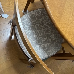 ダイニングテーブルセット　　椅子4脚の画像