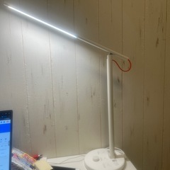 スマートデスクランプの画像