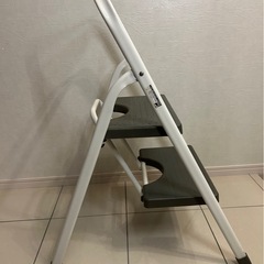 ✨美品✨脚立の画像