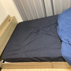 セミダブルベッド、冷蔵庫、洗濯機　セットの画像