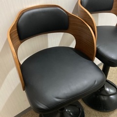 テーブル　椅子二脚の画像