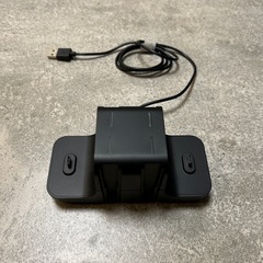 ジョイコン 充電スタンド Joy Con 充電 ホルダー 左/右 ハンドル 4台同時充電 急速充電器 6in1 収納 一体型 過電流保護 LEDライト ニンテンドースイッチ ジョイコン コントローラーの画像