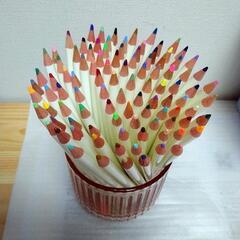トンボ色鉛筆100色セットの画像