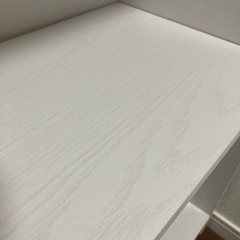 上品な薄い木目調本棚　ホワイトの画像
