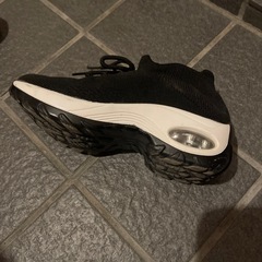 【3回着用】厚底スニーカーの画像