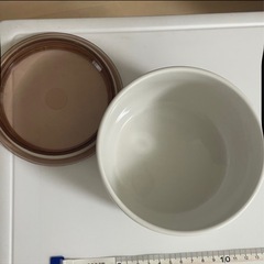 陶器 保存容器の画像