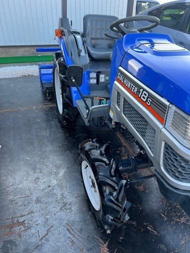 ISEKI SLT18 トラクター 青