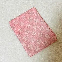 【未使用】テーブルクロス 撥水加工 4人掛け　　145×180 ピンク 可愛いの画像