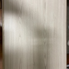ダイニングテーブルの画像
