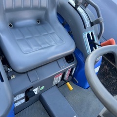 ISEKI SLT18 トラクター 青の画像