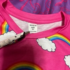 ヘソだしトップスの画像