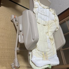 ベビー椅子の画像