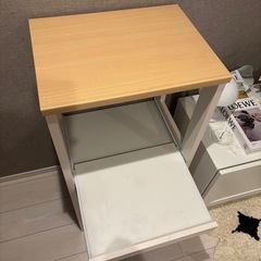【格安出品】ワゴン付きコンパクトレンジラック  ホワイトの画像