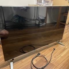 47型薄型テレビ、画面保護カバー付　2014年製の画像