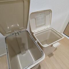 TENME（天馬）20L＆15Lゴミ箱ダスクボックスペダル式ベージュミニ
の画像