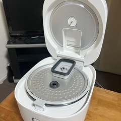 【美品】炊飯器 5.5合の画像