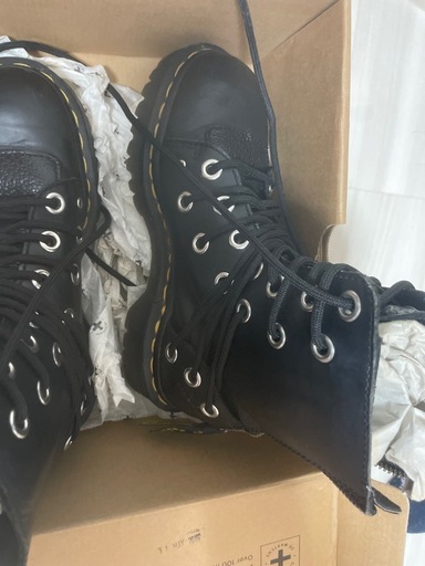値下げしました。Dr.Martens ダリア daria   手渡し限定