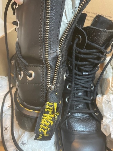 値下げしました。Dr.Martens ダリア daria   手渡し限定