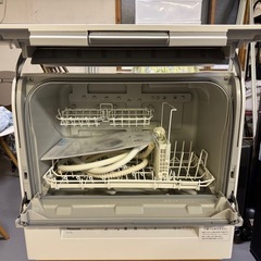 美品✨Panasonic⭐️食器洗い乾燥機　2023年製　NP-TSK1-Wの画像
