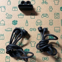 【 AirPods】用防塵フィルムとアクセサリーセットの画像