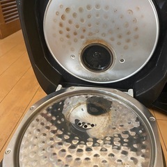 炊飯器の画像