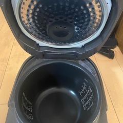 炊飯器の画像