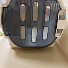 小型犬用ペットキャリーの画像