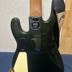 Charvel Pro-Mod San Dimas Bass JJ V Caramelized -Lambo Green Metallic【5弦】の画像