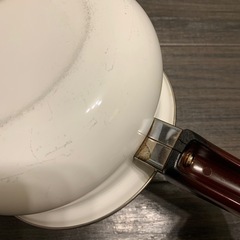 ホーロー小鍋の画像
