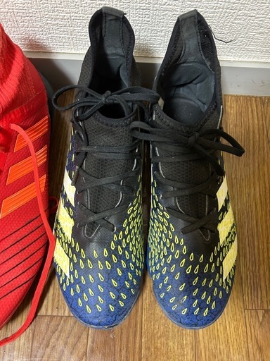 サッカーシューズです！3足セット