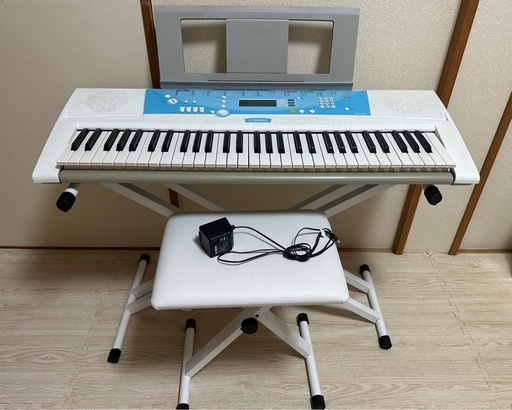 ヤマハ クリアランス 61鍵キーボード 椅子、スタンド付き ヤマハ 61鍵
