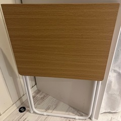 【新品・未使用】ニトリ　折りたたみテーブル　の画像