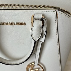 マイケルコース　Michael KORS ハンドバッグ ショルダー付 ホワイトの画像