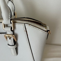 マイケルコース　Michael KORS ハンドバッグ ショルダー付 ホワイトの画像