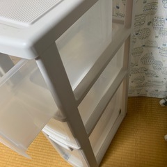 隙間三段収納の画像