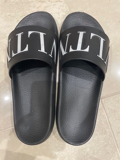【美品】VALENTINO VLTN ロゴ サンダル 黒 27cm
