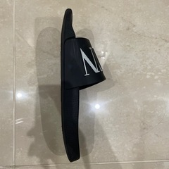【美品】VALENTINO VLTN ロゴ サンダル 黒 27cmの画像